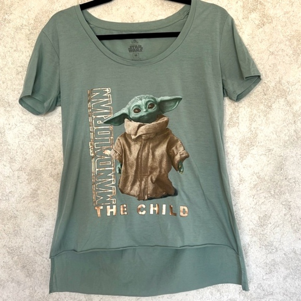 Star Wars  Disney‎ Baby Yoda Mandalorian  The child T-Shirt Size M